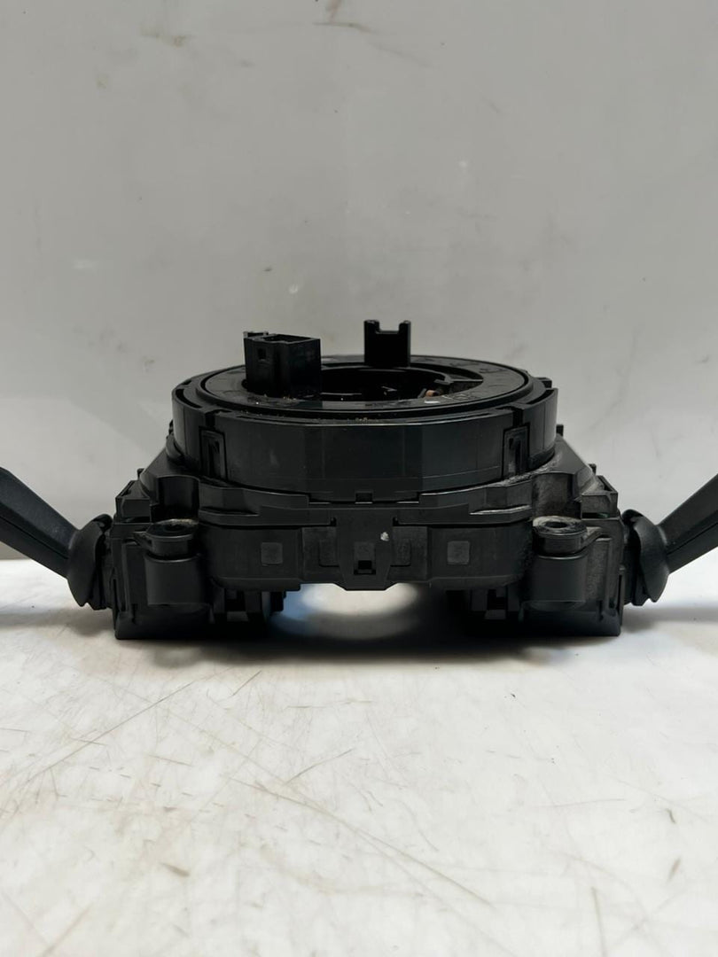 BMW 2' F45 F46 X1 F48 X2 F39 F15 X5 M F85 Switch Cluster Steering Column 6827370