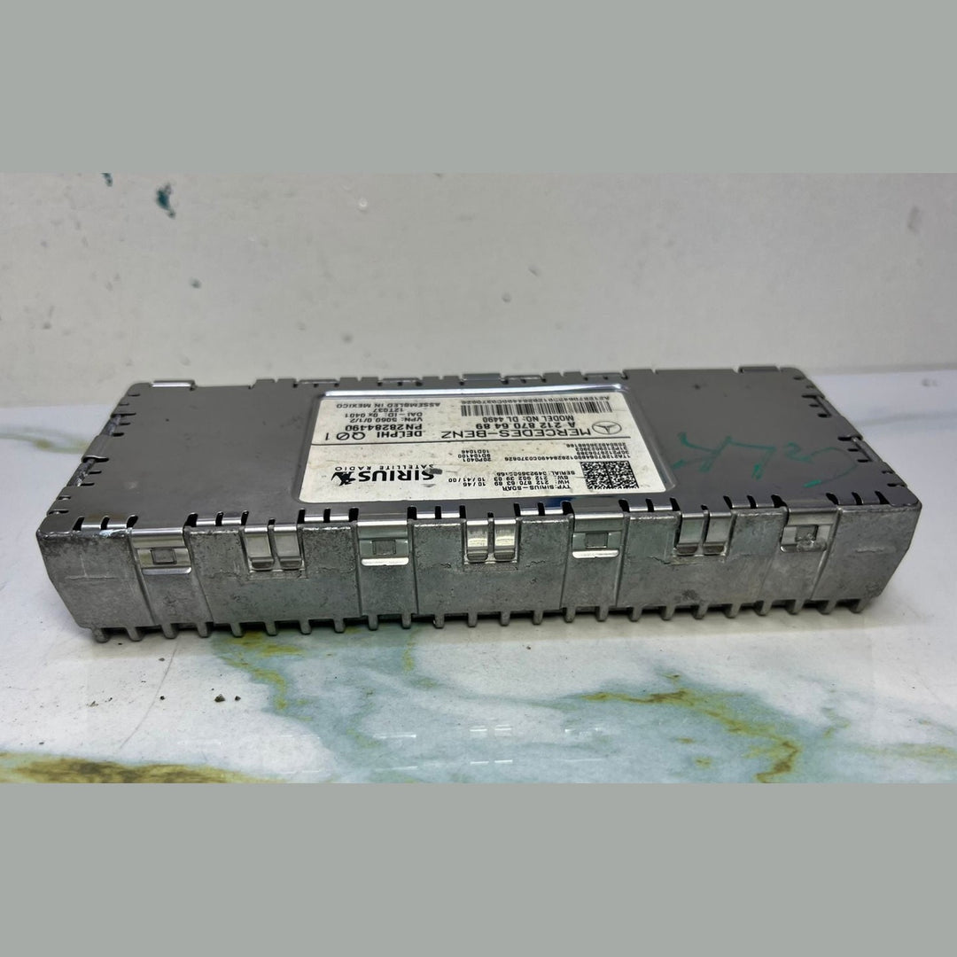 2009-2018 Mercedes-Benz C300 Satellite Radio Receiver Control Module A2128706489