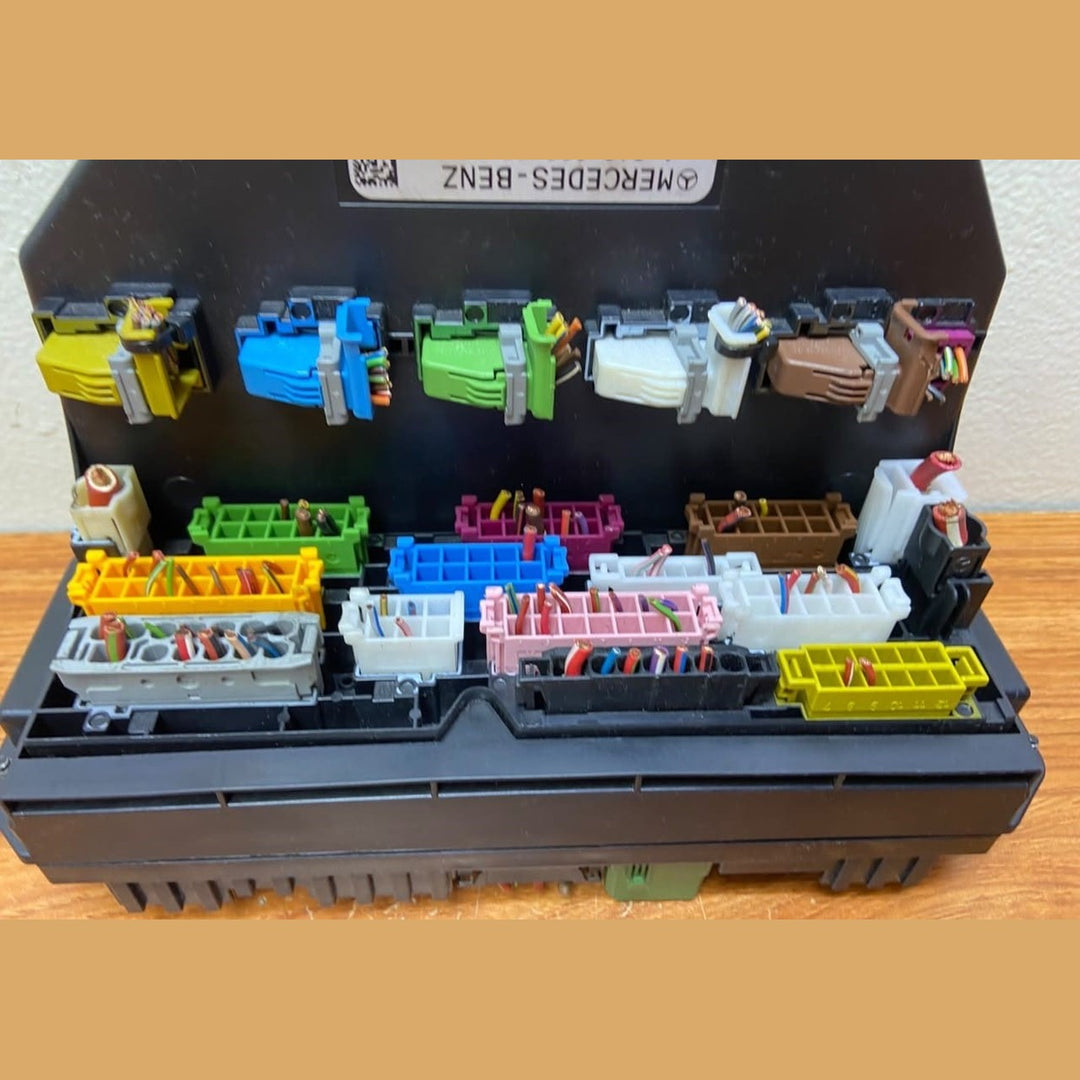2009-2016 Mercedes-Benz E350 Sam Control Module A2129006212 E-Class W212