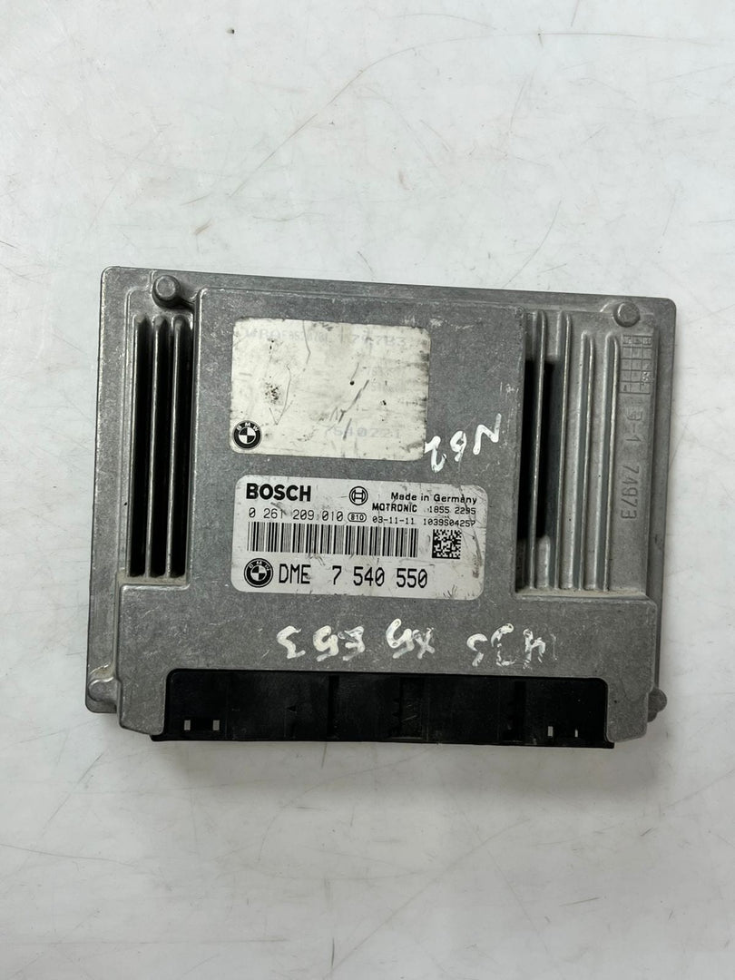 2004 BMW E53 N46 X5 435I Engine Control Module UNIT ECU ECM 0261209010 7540550
