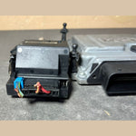 Bild in die Galerieansicht laden, Mercedes W211 ECU Engine Control Module Ignition Key Switch Set A272 1533279 OEM