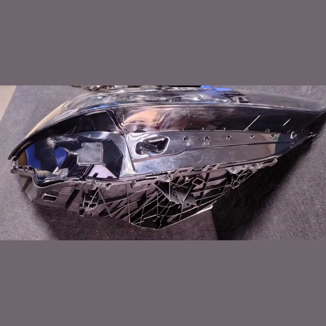 BMW G22 G26 G80 G82 G83 LASER Headlight Right Headlight LL CCC 5A19372-