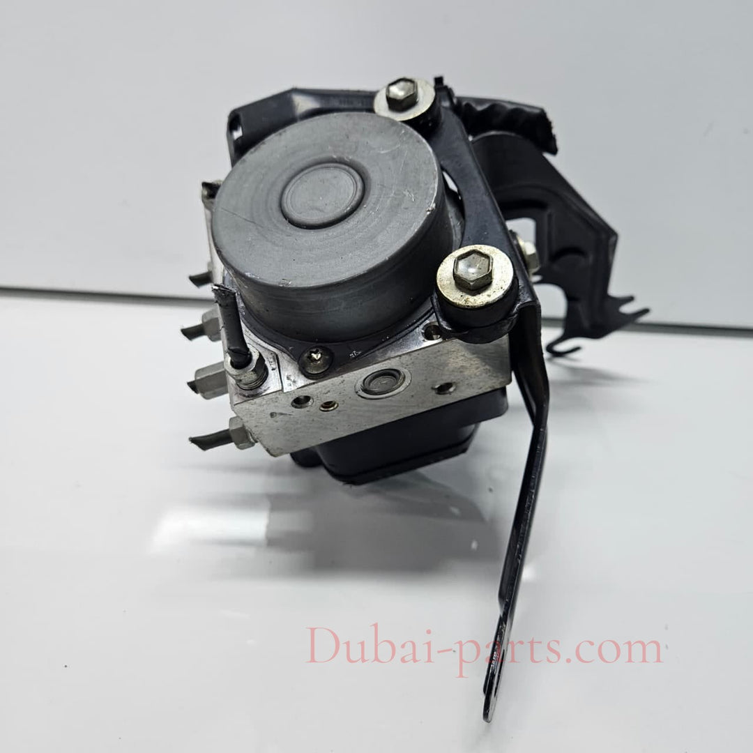 113040-10820-2011 Mitsubishi Delica D2 ABS Actuator 