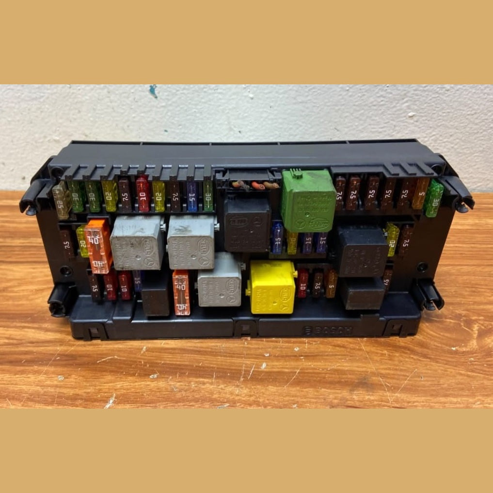 2010-2014 Mercedes CLS550 Sam Module Relay Fuse Box A2129007024 W218 CLS-Class