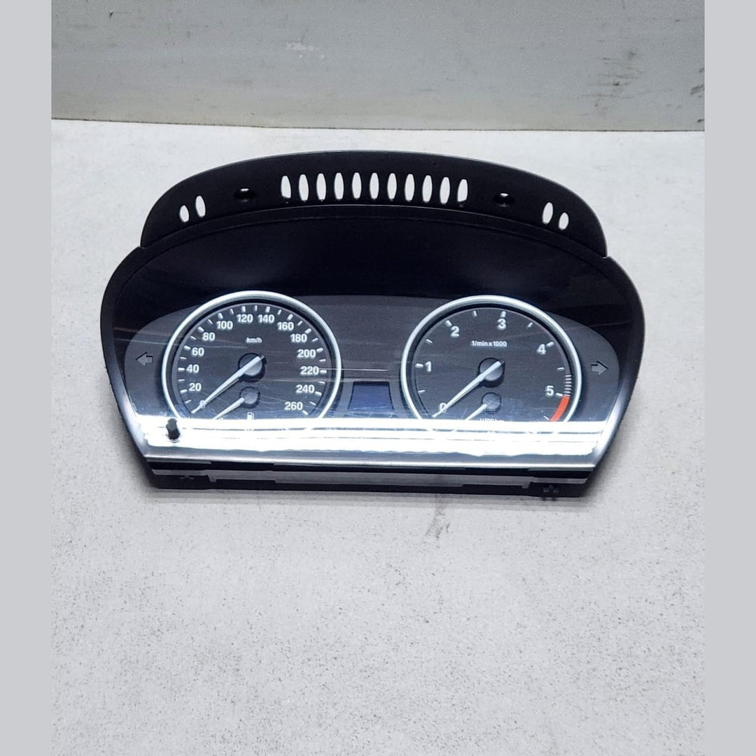 2007-2013 BMW X5 Instrument Cluster Speedometer 9153843 X5 E70