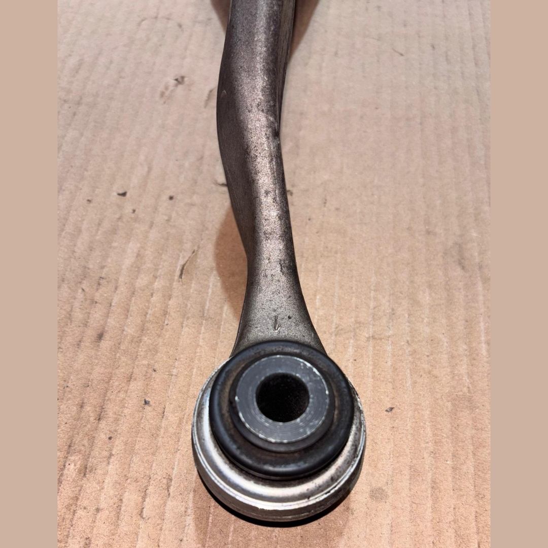 BMW X3 G01 X4 G02 X3M F97 X4M F98 FRONT CONTROL  ARM RUBBER BUSHING LEFT 6871011