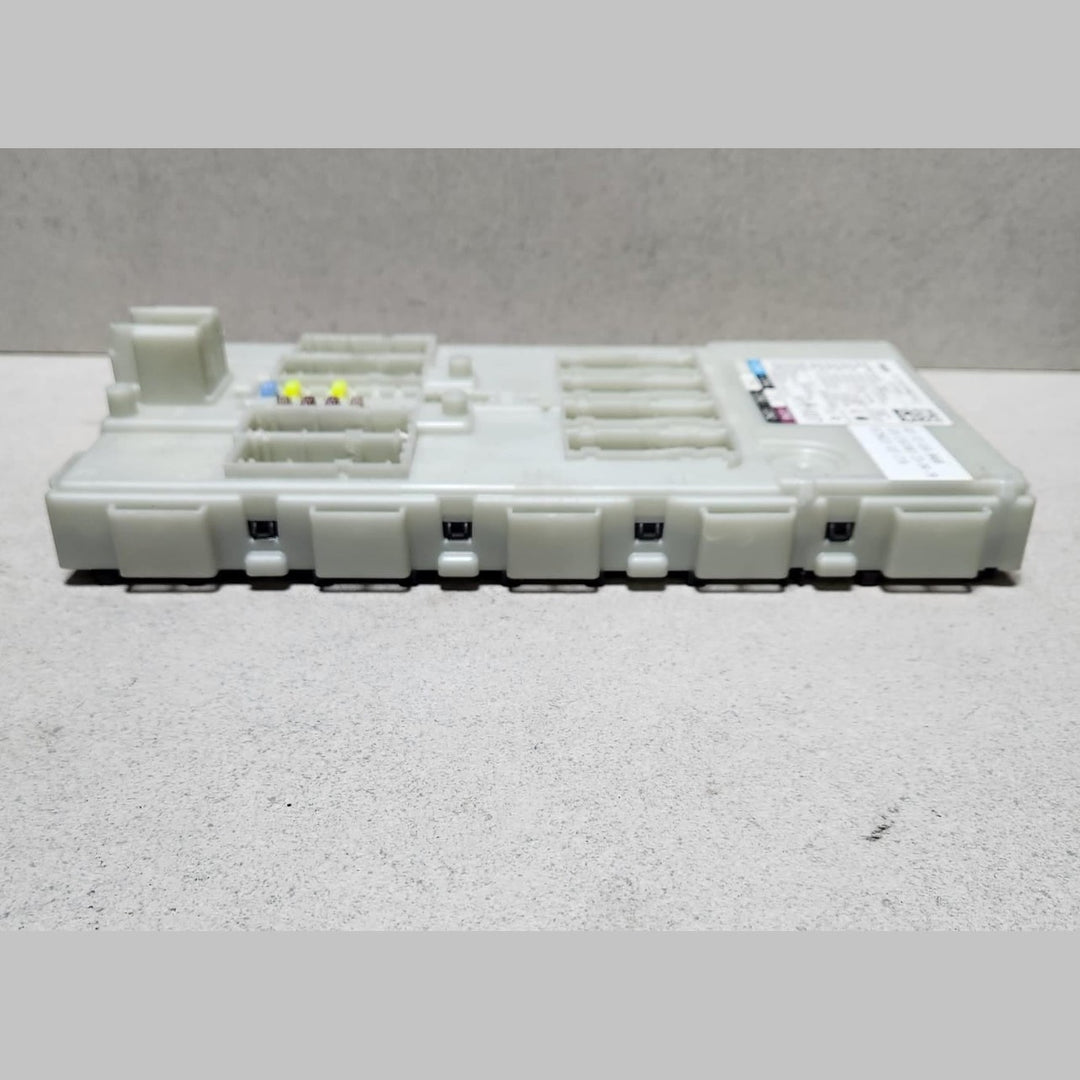2016 BMW M5 Body Domain Control Module 8801716 5 Series G30 G31 