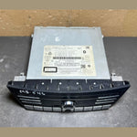 Bild in die Galerieansicht laden, 14–16 Mercedes-Benz W218 CLS Radio Audio Head Unit CD Player A218 9006506 OEM
