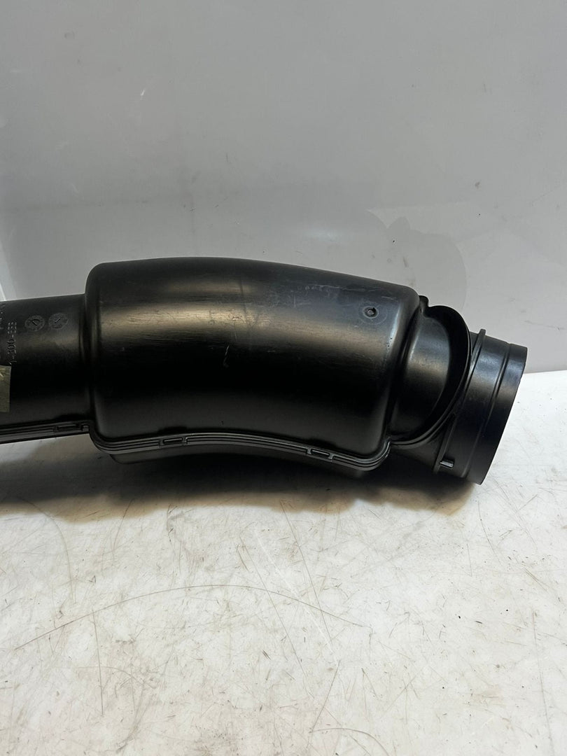 2012-2015 BMW X1 E84 N20 Air Intake Duct HOSE PIPE LINE 7632501 OEM