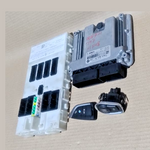 قم بتحميل الصورة إلى عارض الصور، BMW X1 F48  B47 ENGINE CONTROL UNIT ECU SET WITH KEY - 8470176