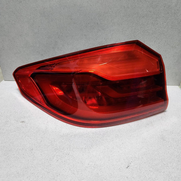 2017-2023 BMW 530i Left Outer Tail Light 7376469 530i 540i 530e M5 G30 F90