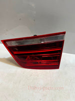 Bild in die Galerieansicht laden, 2011-2017 BMW X3 F25REAR Inner Tail Light Right SIDE 7217310 OEM