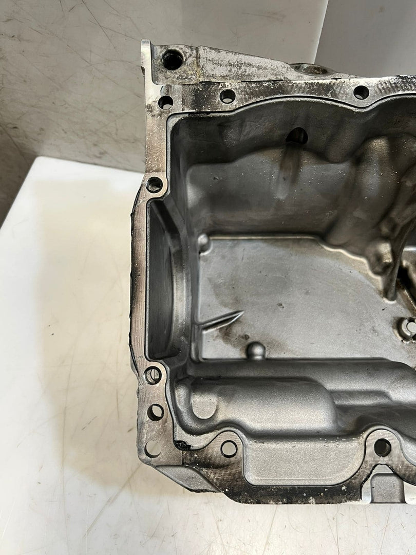 BMW F10 F11 5 Series 525xDrive Oil SUMP Pan 7812361 OEM