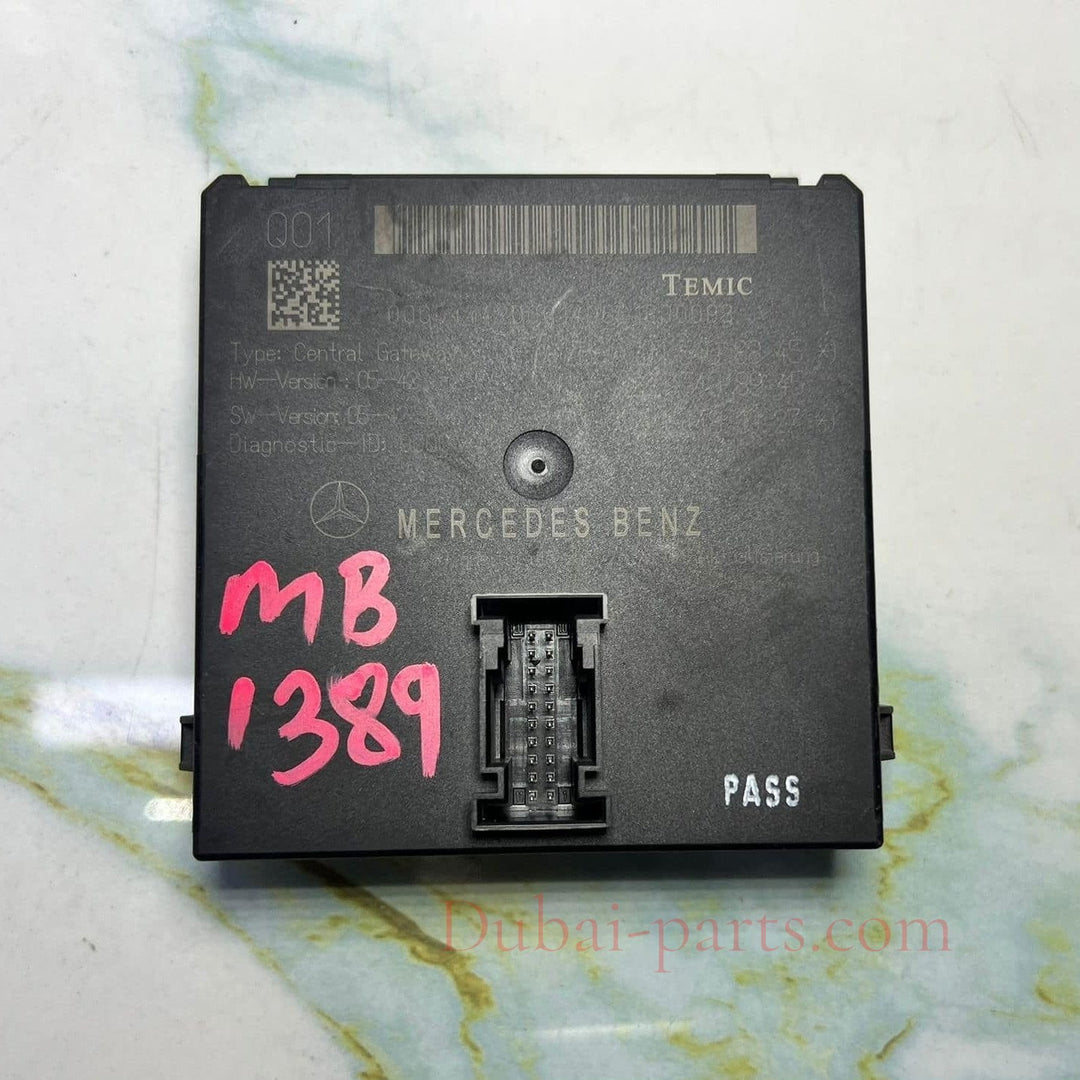 2007 Mercedes-Benz S550 Gateway Control Module A2215408845 S Class W221
