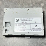 Bild in die Galerieansicht laden, 07-13 Mercedes W164 ML350 GL450 Central Gateway Control Module A164 5407901 OEM