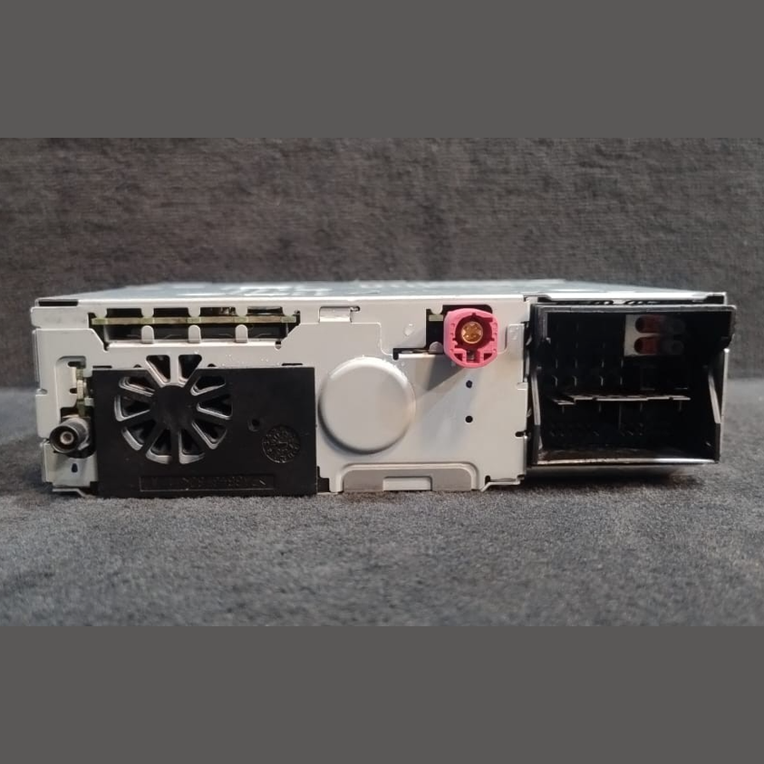 BMW F10 F11 RADIO CD DVD GPS HEAD UNIT CIC‑MID BUSINESS NAVI P/N 9282027