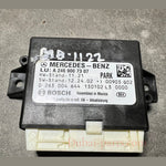 Load image into Gallery viewer, 12–15 Mercedes-Benz W176 A-Class Parking Sensor Control Module A246 9007307 OEM