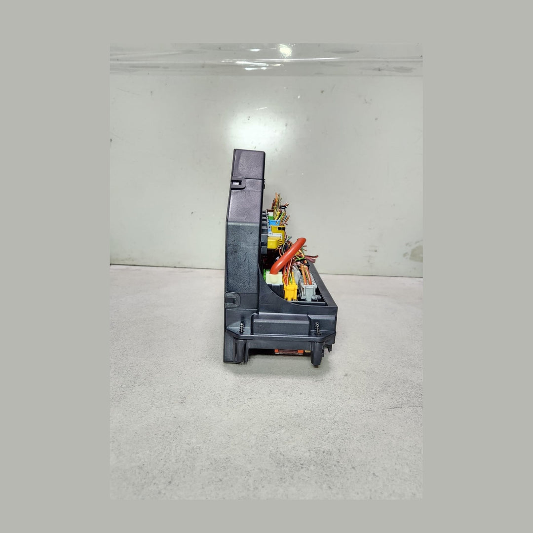 Mercedes-Benz E-Class W212 Fuse Box Module Front Sam Module A2129007104 