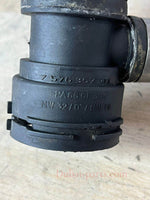 Bild in die Galerieansicht laden, 08-19 BMW E70 F71 F16 F15 X5 3.0L ENGINE COOLANT RADIATOR UPPER HOSE TUBE OEM