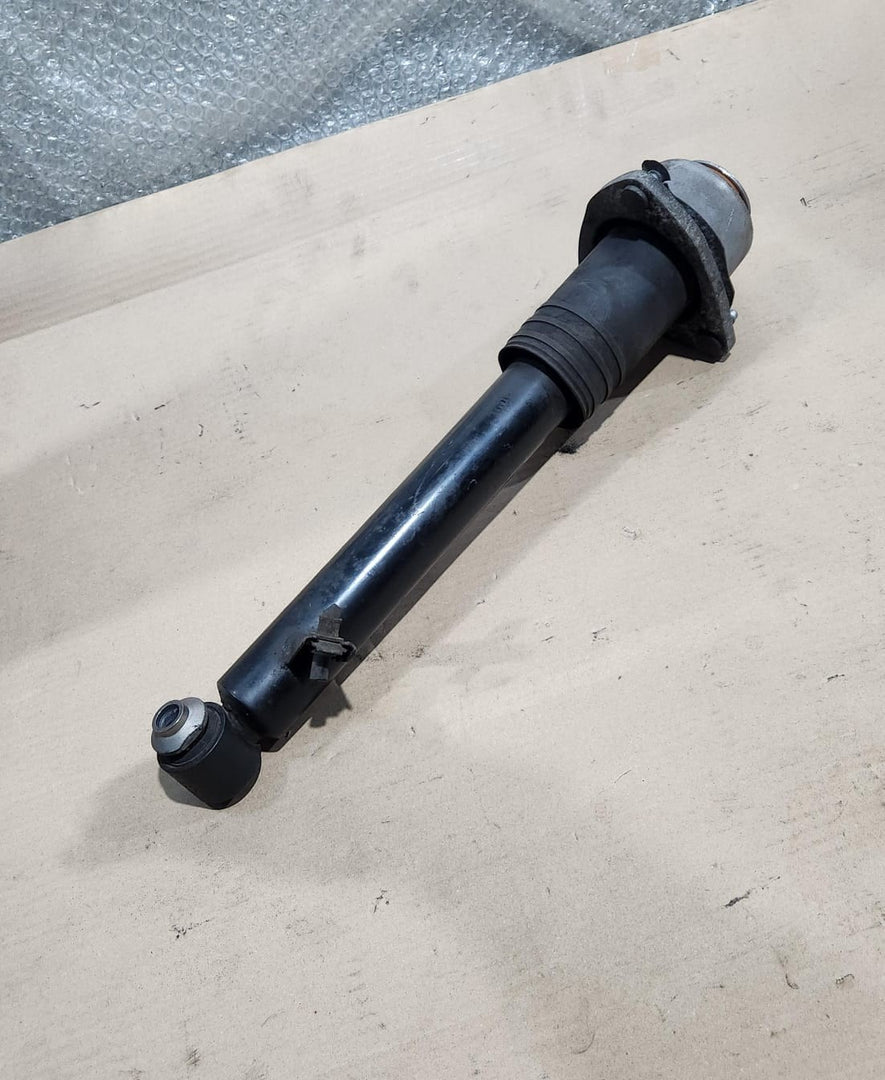 2007-2013 BMW X5 Rear Right Shock Absorber 6781922 X5 E70