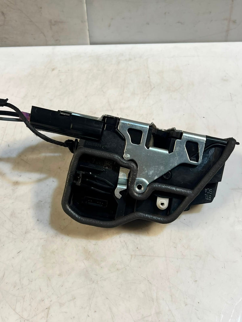BMW 5' F07 Gran Turismo Door Lock Front Left Auto Soft Close 7149435 OEM
