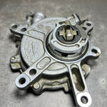 Bild in die Galerieansicht laden, 2012 Mercedes-Benz W207 E-Class OM276 Cylinder Head Vacuum Pump A276 2300065 OEM