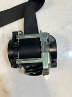 Bild in die Galerieansicht laden, 2014-2018 BMW X5 F15 Front Right Passenger Seat Belt Retractor 624641200F OEM