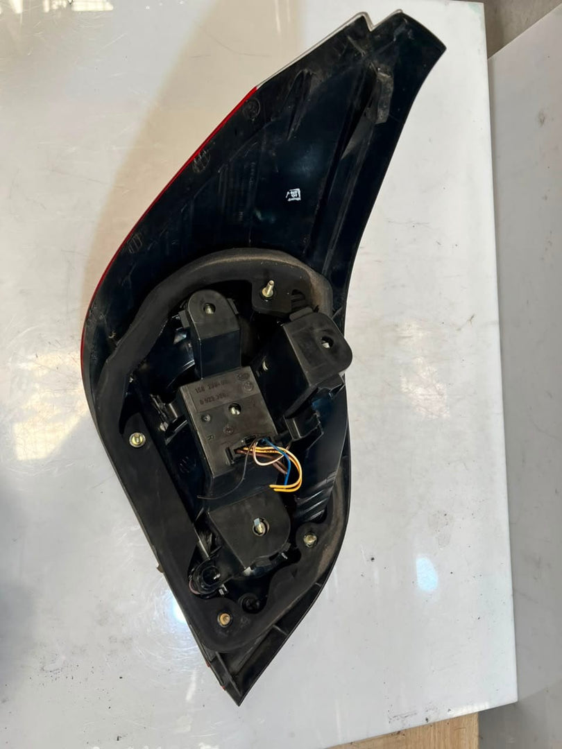 BMW 5 Series E60 Rear Tail Light Rear Left RIGHT 7165737 7165738 OEM