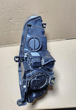 Bild in die Galerieansicht laden, 2007-2013 BMW X5 Headlight Left 7278047 X5 E70 NONE XENON