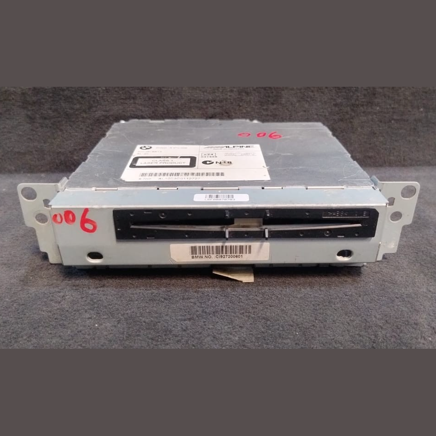 BMW F10 / F11 520D  N47D20C RADIO CD PLAYER AUDIO  TOURING AUTO - 9272006