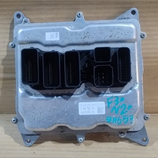BMW F30 F25 N20 ENGINE CONTROL UNIT DME BOSCH OEM SET WITH KEY - 7646763