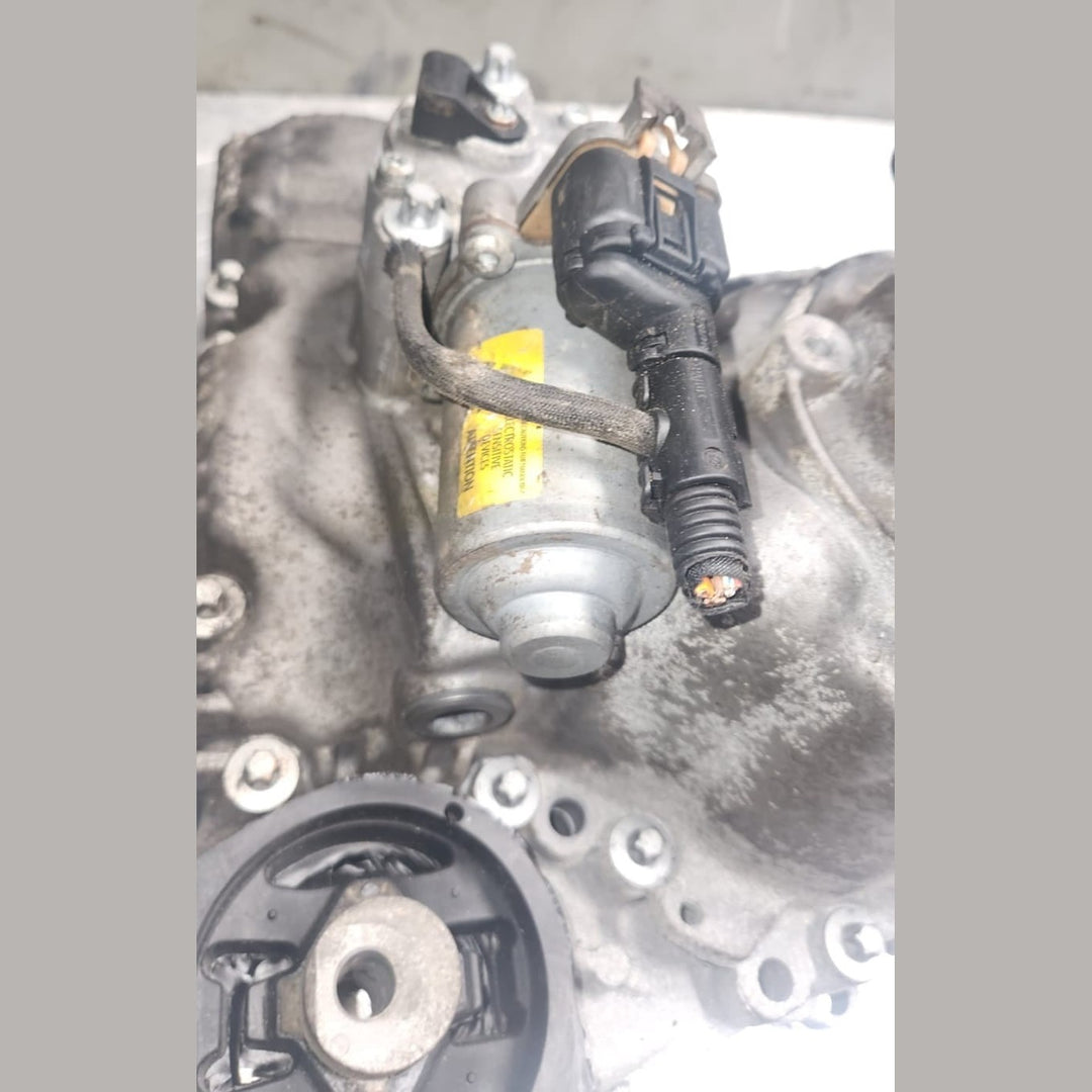 2007 BMW 328xi Transfer Case 7548666 E90 E92 E93 328xi and 335xi AWD model