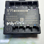 Load image into Gallery viewer, Mercedes Benz Control Unit For Door A1669006502
