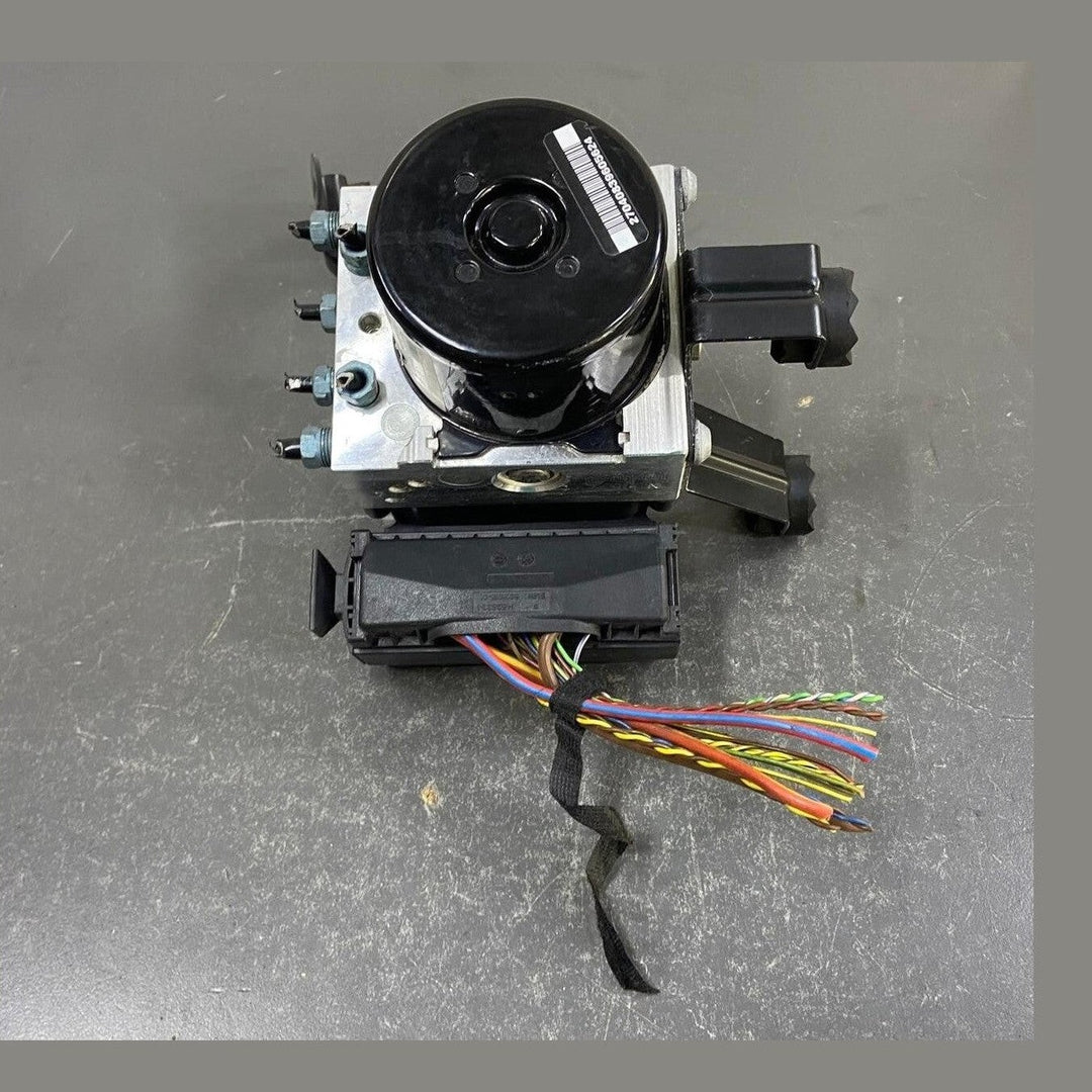 OEM BMW F20 F21 F30 ABS Brake Pump DSC Hydro Braking Unit 6857323 6857324