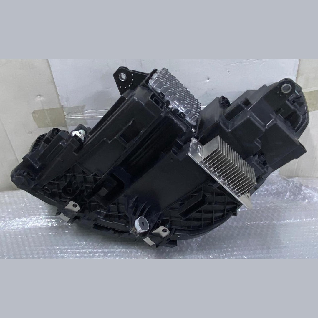 OEM BMW X1 U11 HEADLIGHT FRONT RIGHT SIDE ECE MODEL 5A9A234 LHD NO MODULE