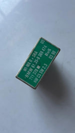 Load image into Gallery viewer, 1996 - 2002BMW Windshield Wiper Control Unit 8369474 E36 Z3