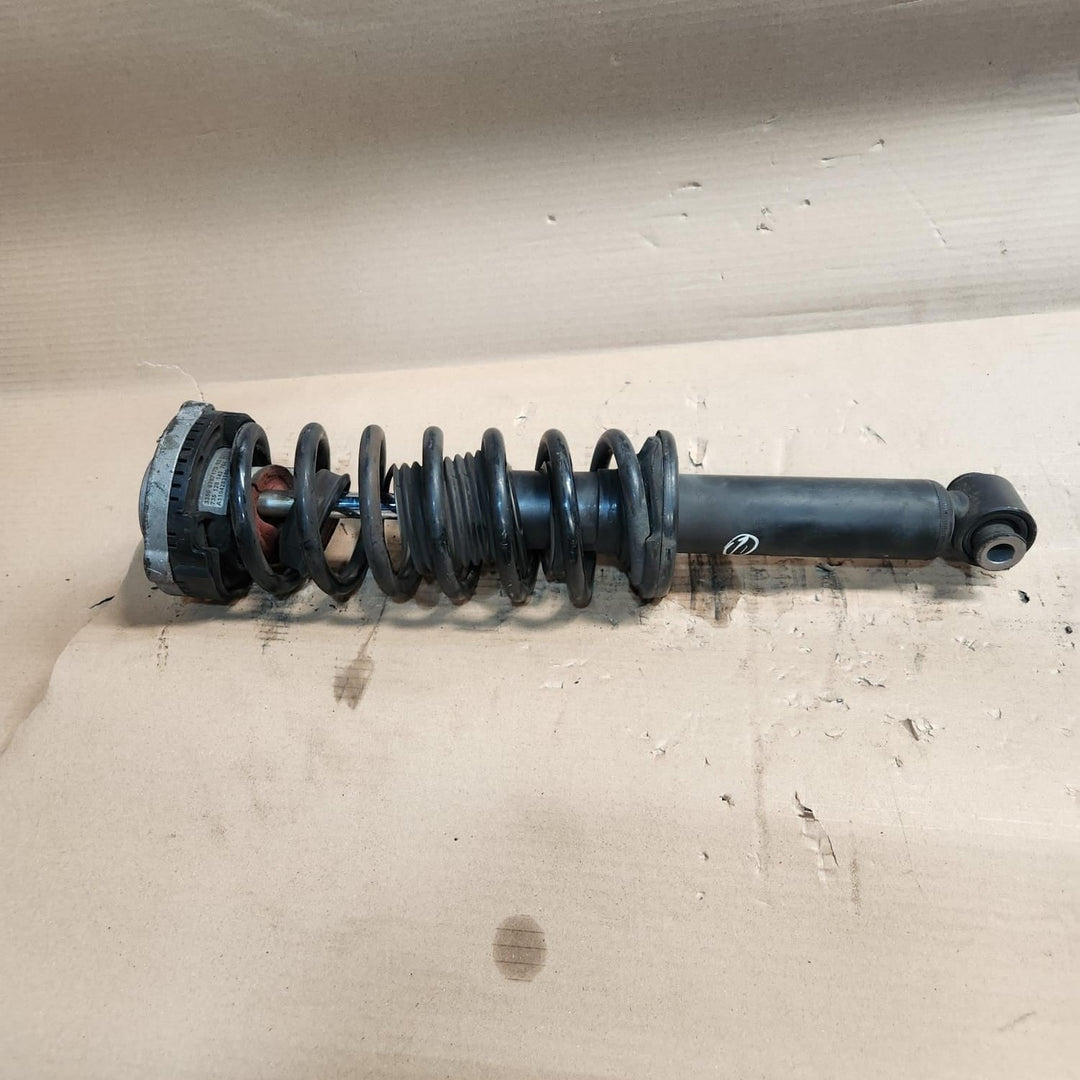 2011-2017 BMW X3 Rear Shock Absorber With Spring Assembly 6796317 X3 X4 