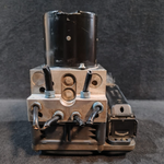 Bild in die Galerieansicht laden, BMW F01 F02 DSC ANTI LOCK BREAKING SYSTEM Hydraulic  Pump Unit Module - 6795069