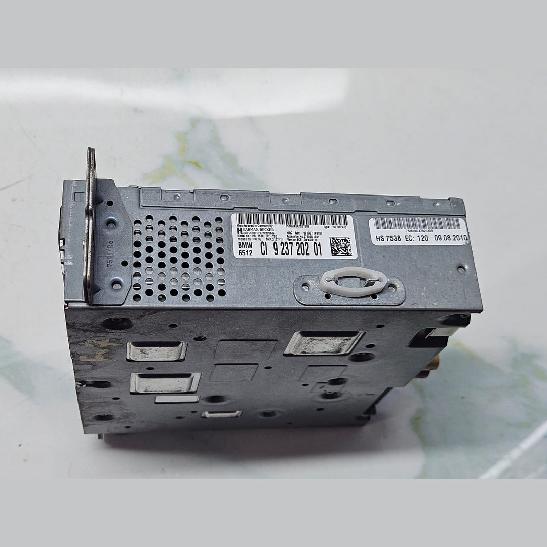 10-12 OEM BMW 5 F10 F11 HU CIC MID BUSINESS CD PLAYER SYSTEM CONTROLLER 9237202