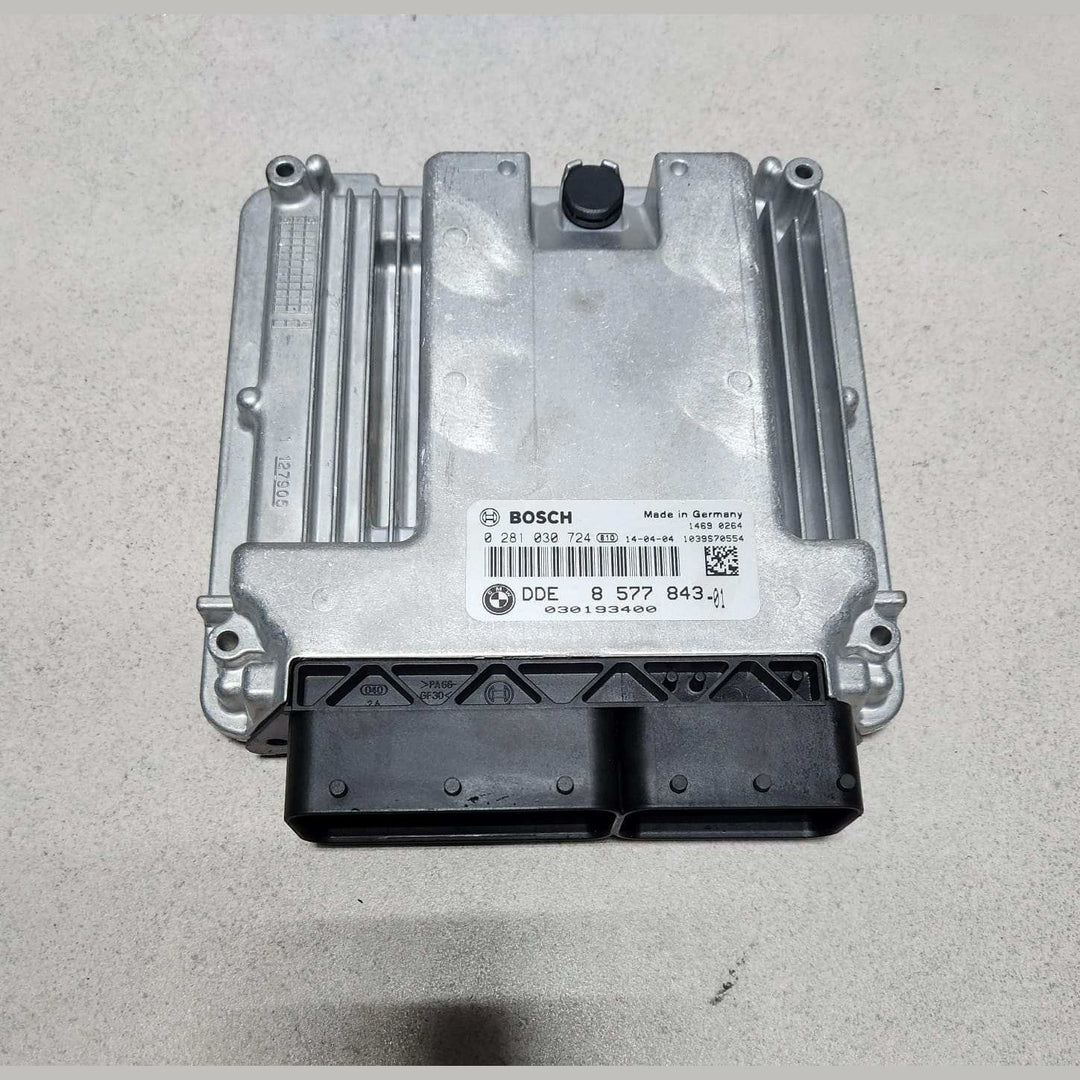 2014-2015 BMW 535D F10 Engine Control Module 8577843 ECU SET DIESEL 