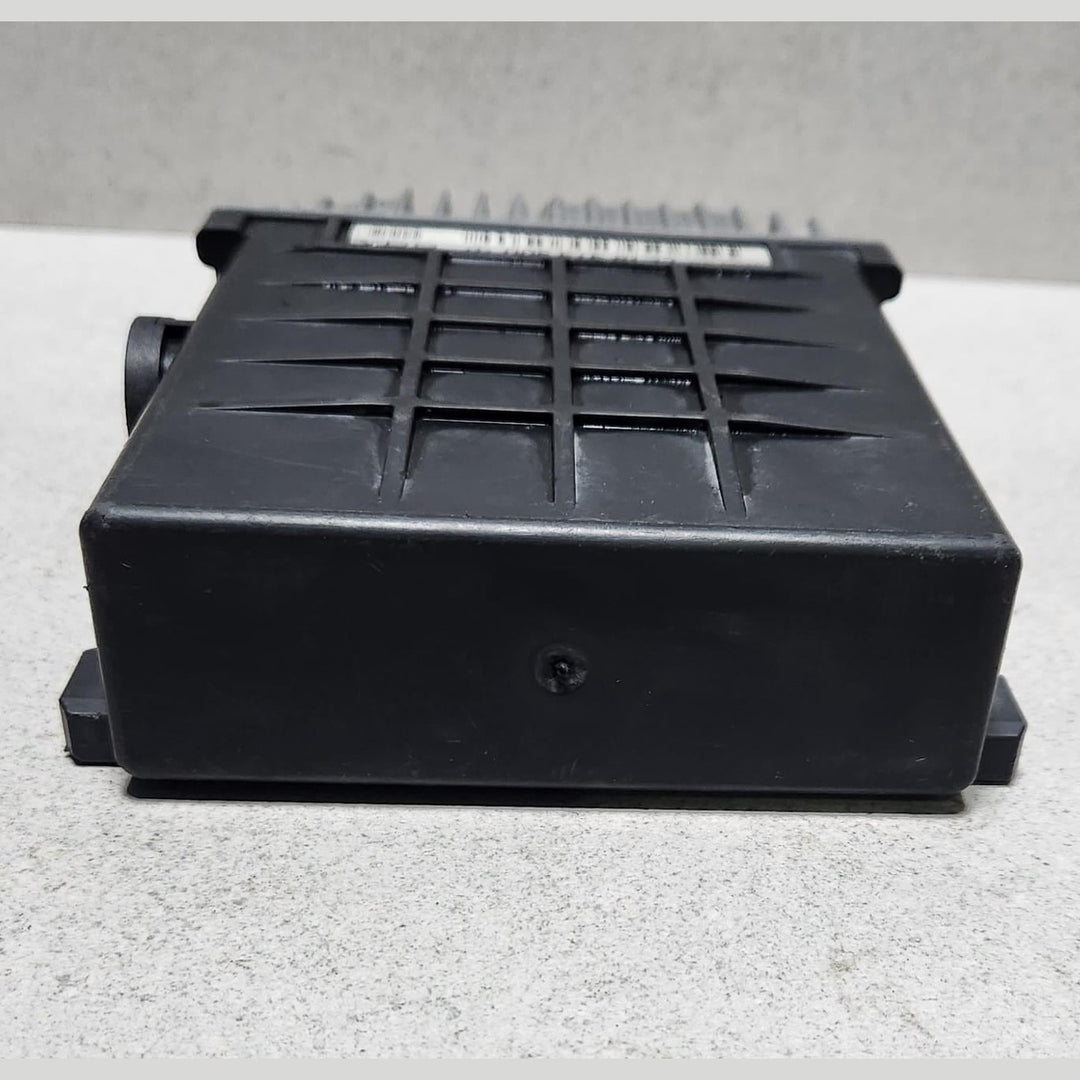 1989 Mercedes-Benz 560SEL Engine Control Unit 0065458132 Mercedes-Benz W126 560S