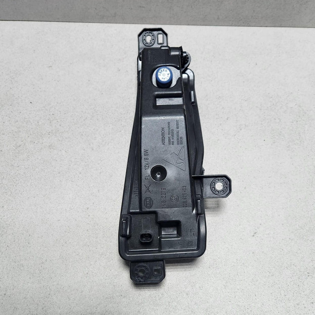 2019-2023 BMW X5 Front Left Led Fog Light 7406365 X5 X6 and X7 