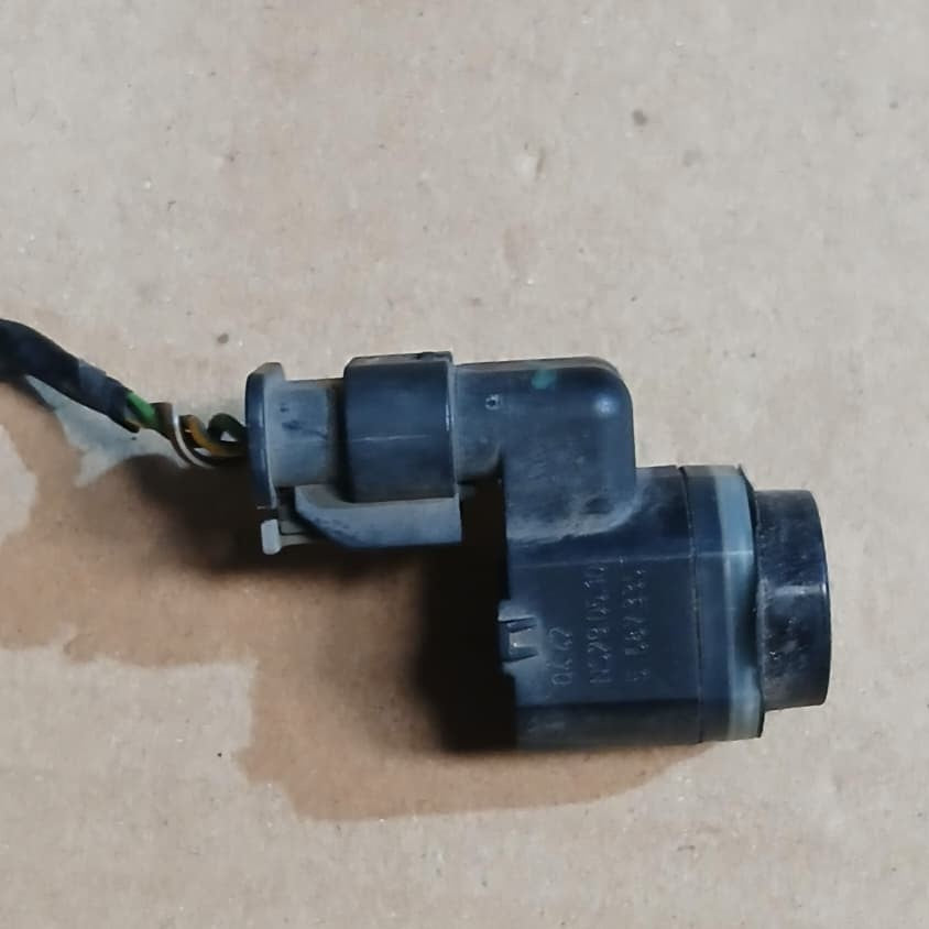 BMW X5 E70 / X6 E71 Front PDC WITH HARNESS (OEM, 9205821)