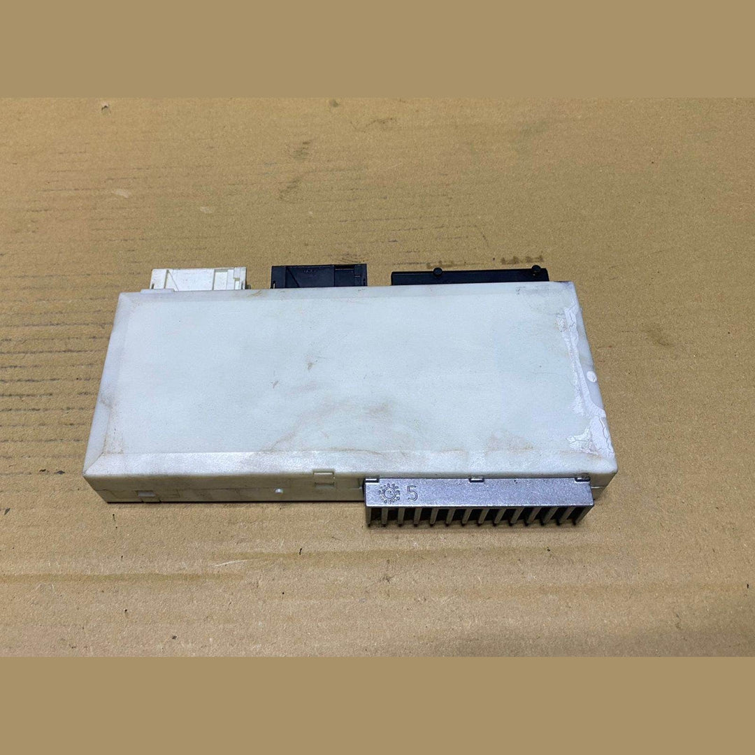 2001-2003 BMW 530i Body Control Module 6920820 E39 5 Series E46 