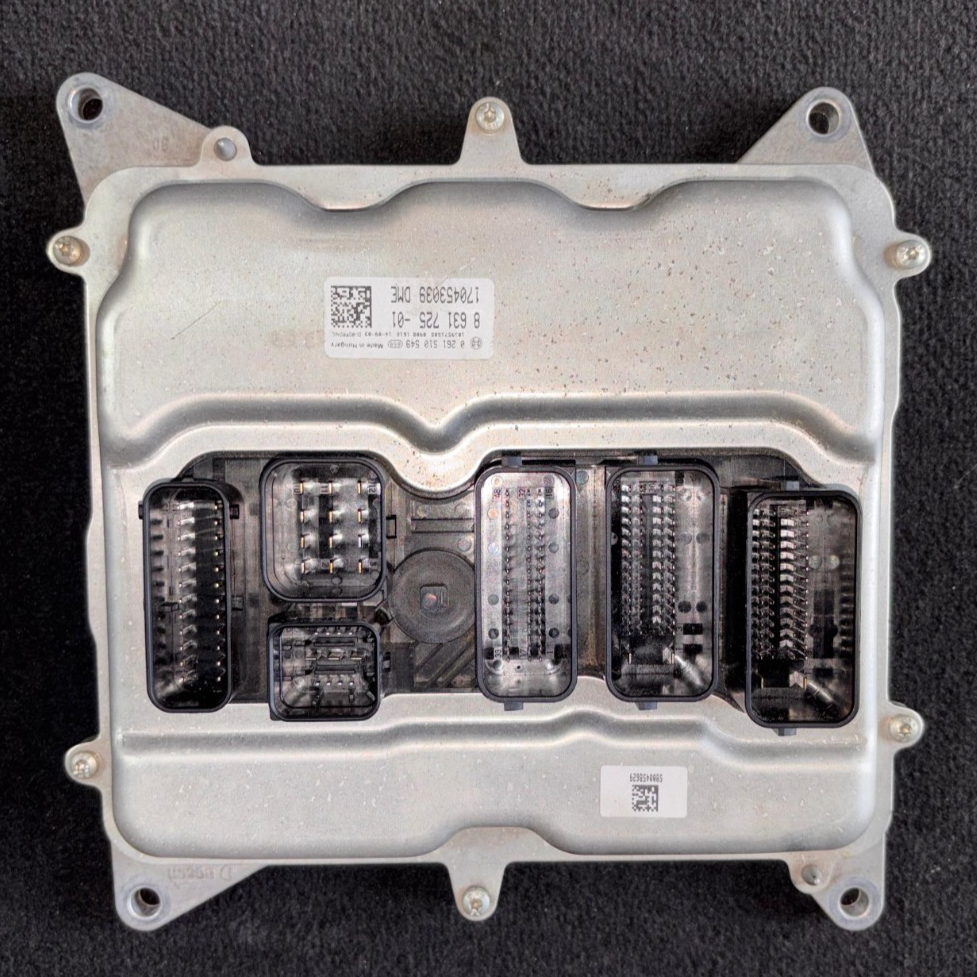 BMW F30 320i N20 ENGINE CONTROL ECU SET DME WITH KEY 8631725