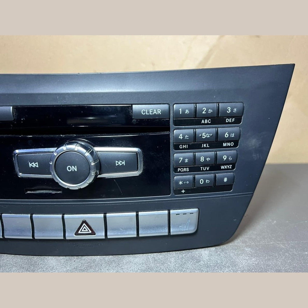 Mercedes W204 Navigation Command Radio Audio Head Unit CD Player A204 9006308
