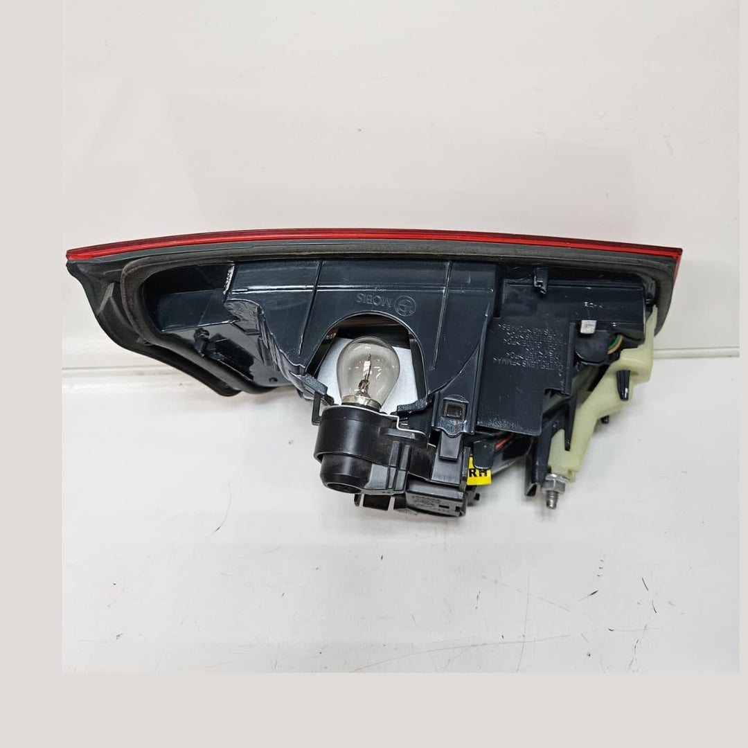 7259916-2012-2015 BMW 3 Series F30 F31 320i Right Rear Inner Taillight OEM