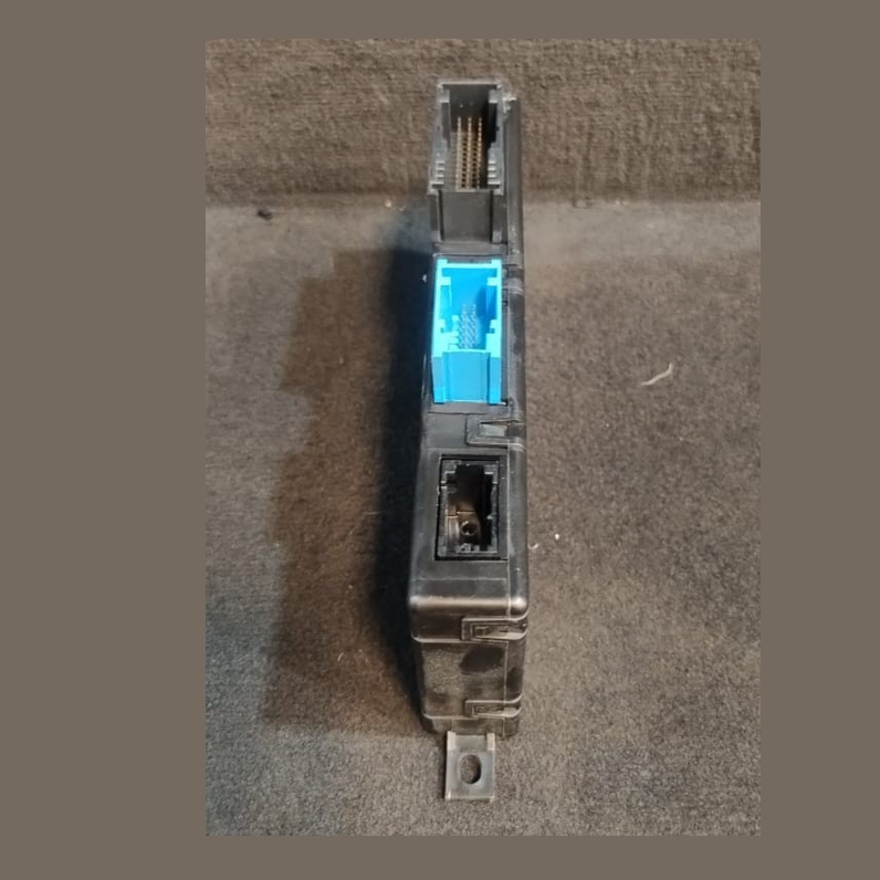 BMW X3 F25 X4 F26 CENTRAL GATEWAY MODULE (ZGW) THEFT LOCKING P/N 9266410