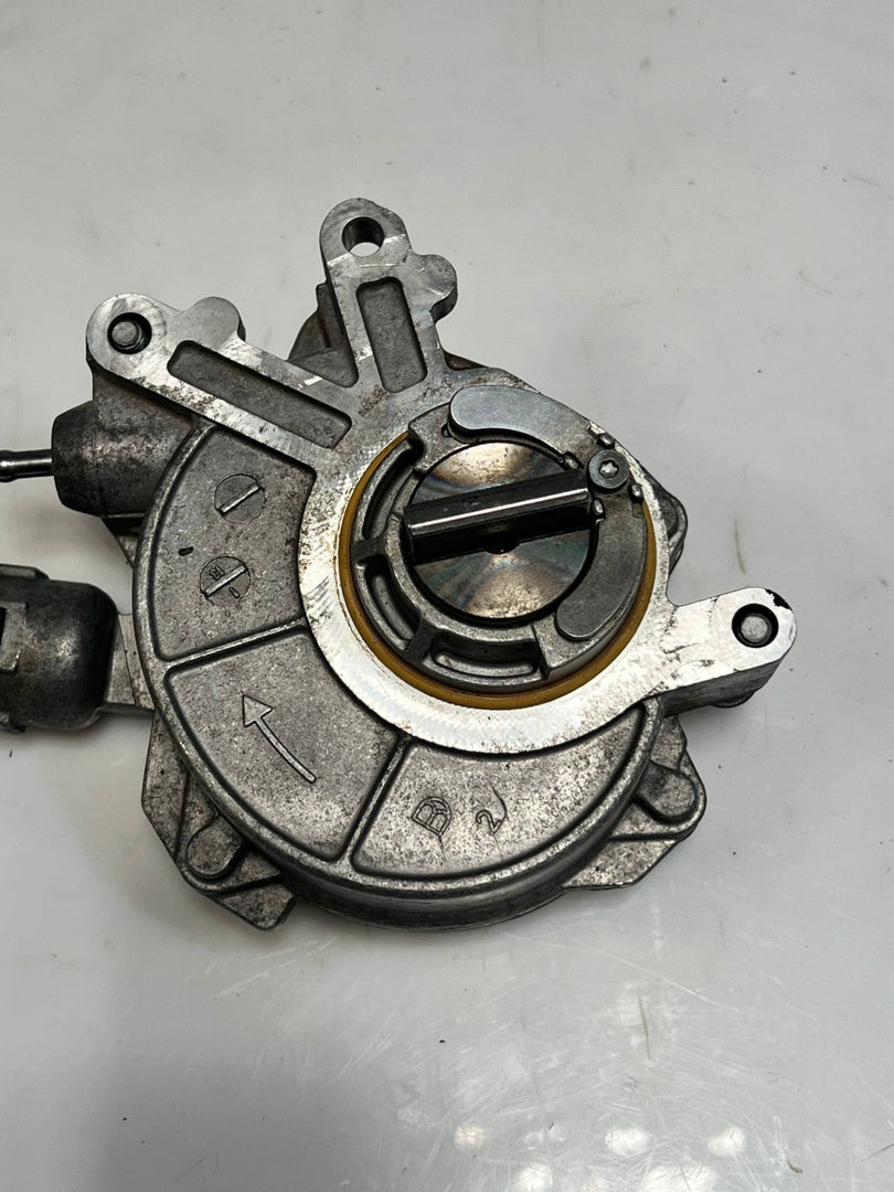 2010-2017 BMW 750i N63 5' 6' 7' X' M5 M6 S63 Brake Booster Vacuum Pump 7566291