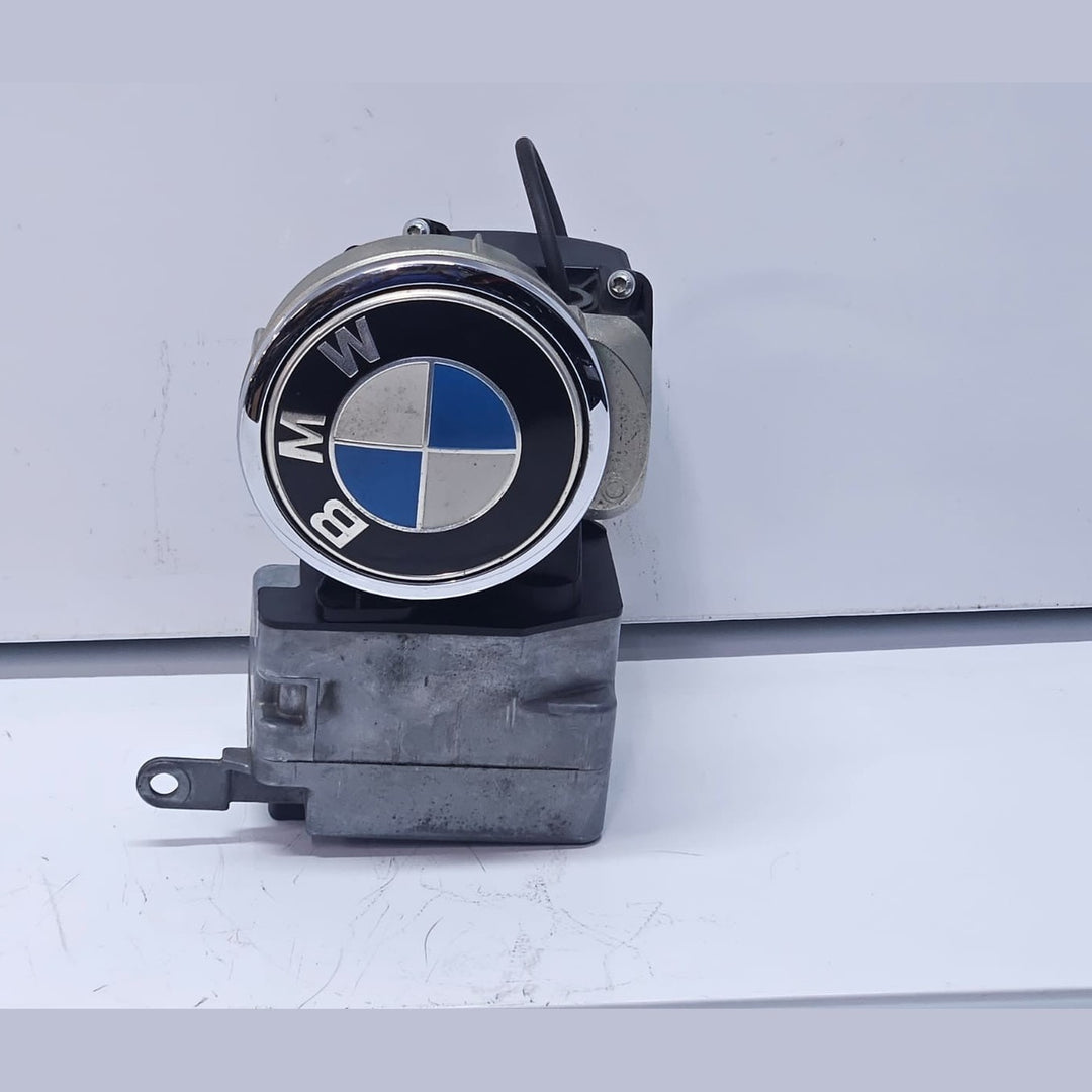 BMW 6 SERIES F06 F12 F13 REAR VIEW REVERSING CAMERA WITH CASING BADGE 7308625